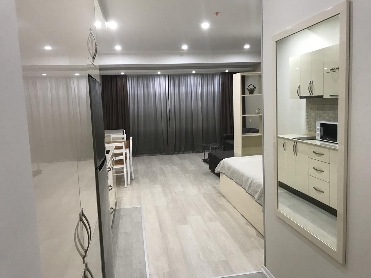 Batumi Porta Tower 1611 Appartement Buitenkant foto